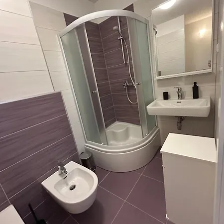 Modern Luci Apartment Split