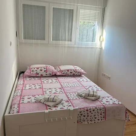 Modern Luci Apartment Split